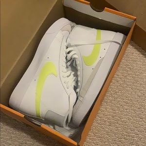 brand new in box nike blazers